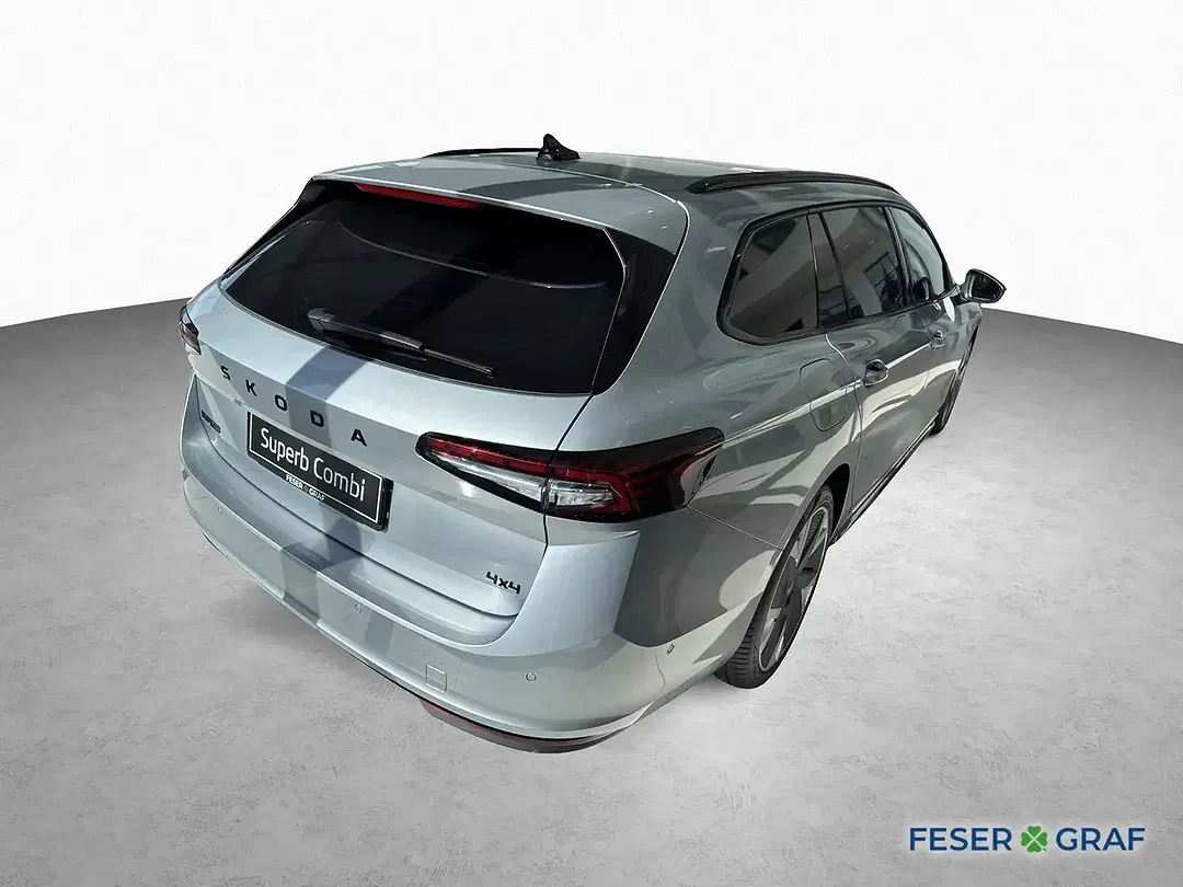 Skoda Superb - Thumbnail 5