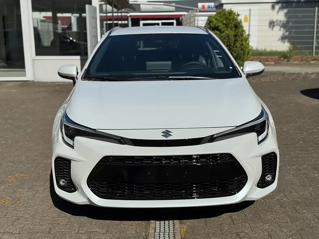 Suzuki Swace - Thumbnail 2