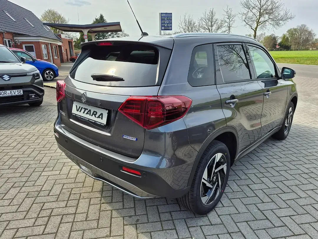 Suzuki Vitara - Thumbnail 5