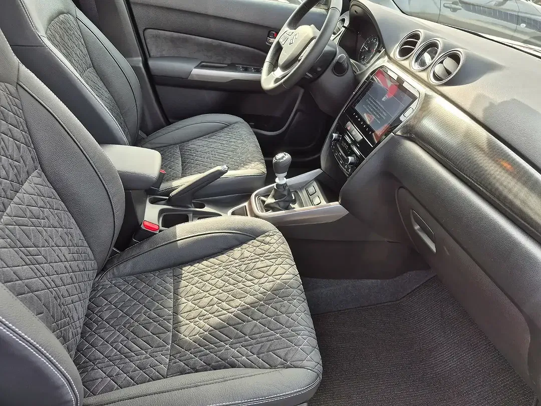 Suzuki Vitara - Thumbnail 7