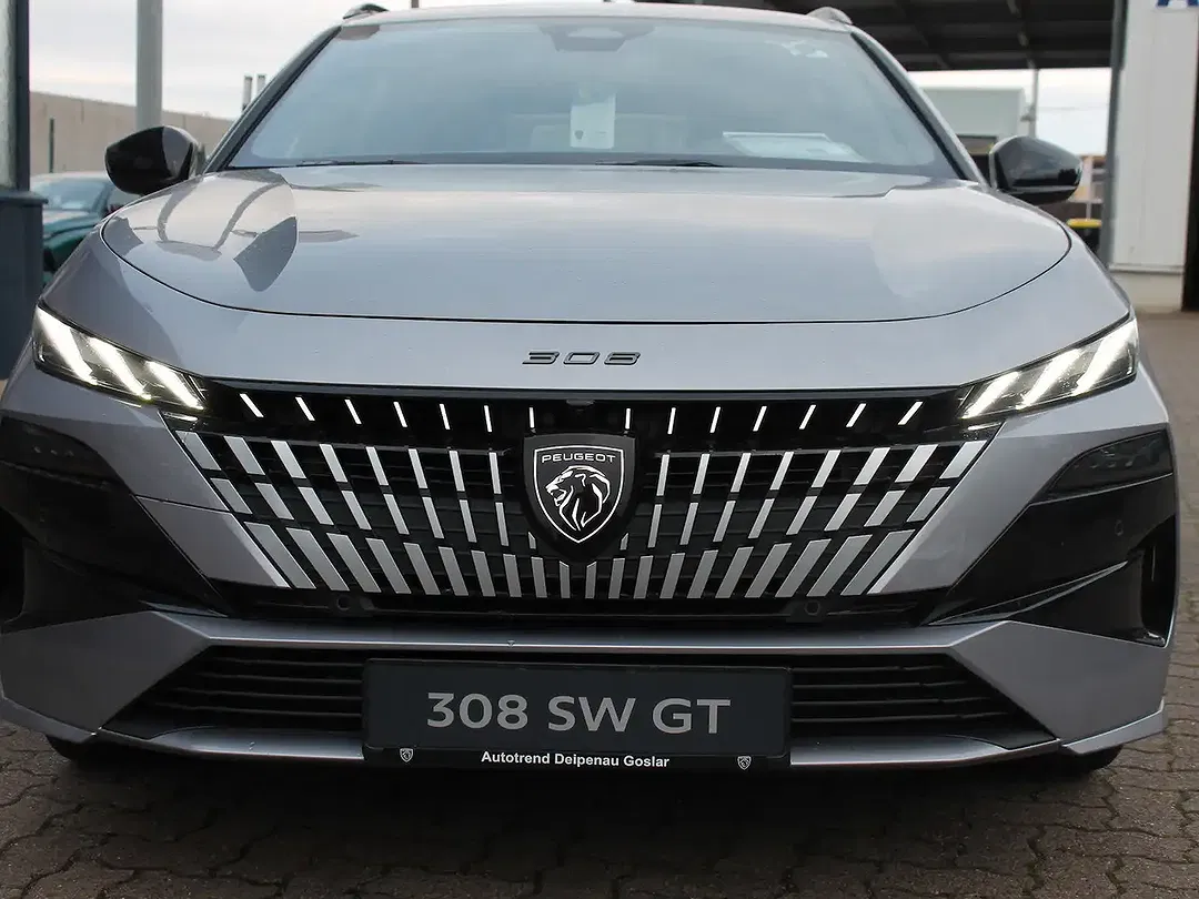Peugeot 308 - Thumbnail 1