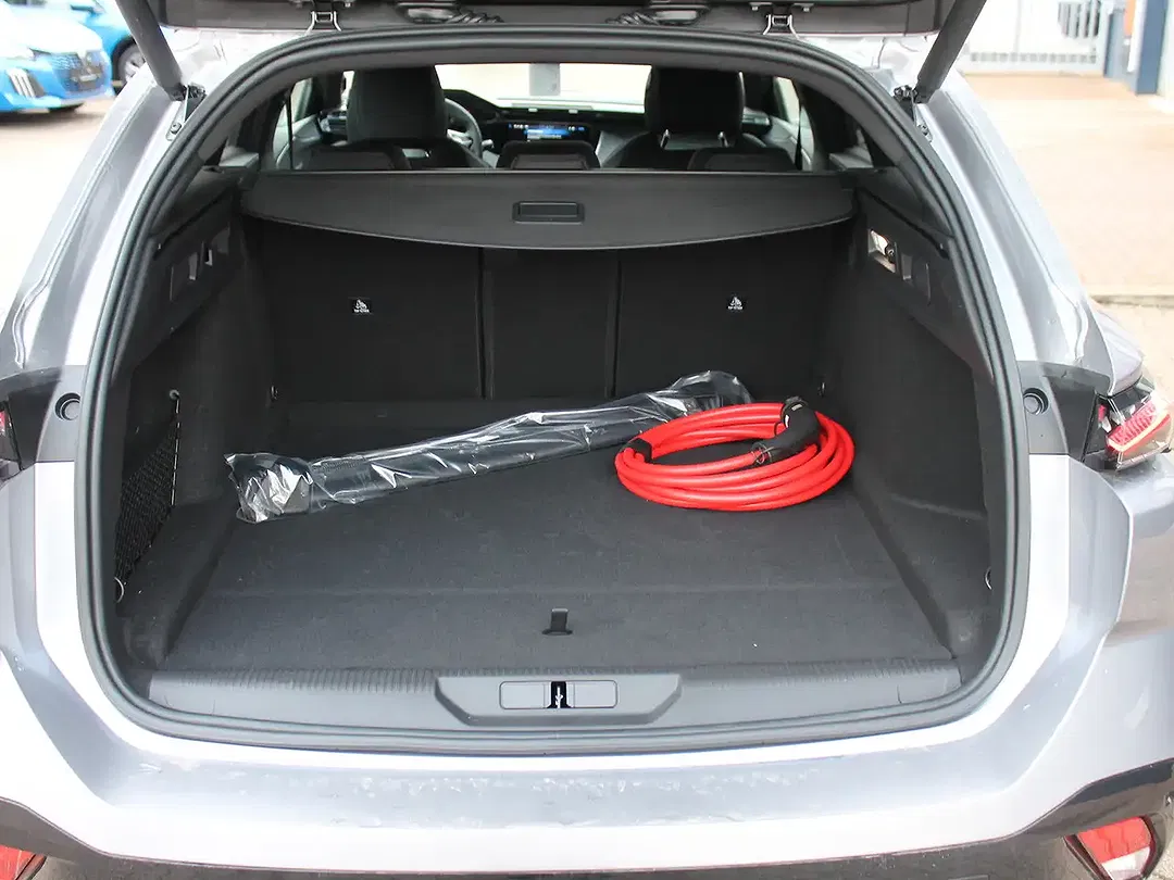 Peugeot 308 - Thumbnail 7