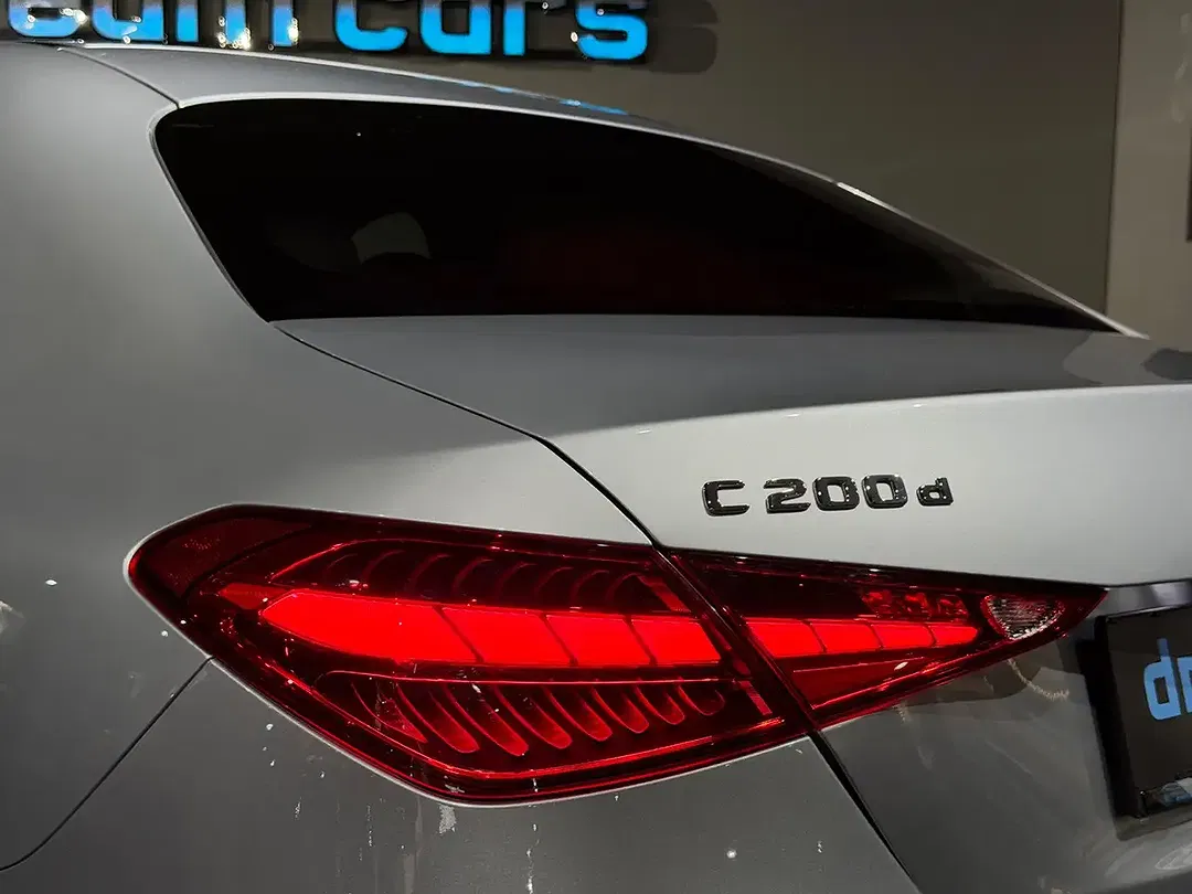 Mercedes-Benz C 200 - Thumbnail 10
