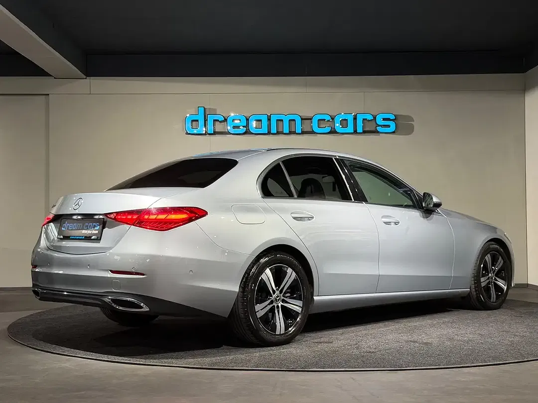 Mercedes-Benz C 200 - Thumbnail 2