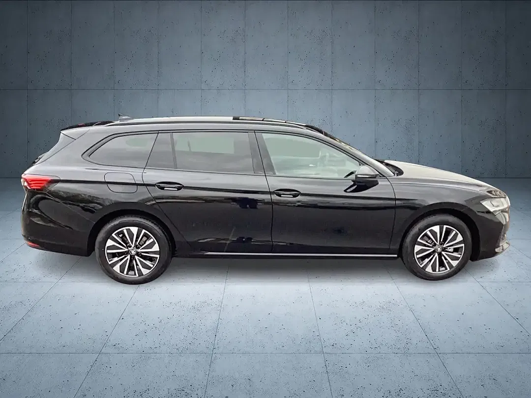 Skoda Superb - Thumbnail 6
