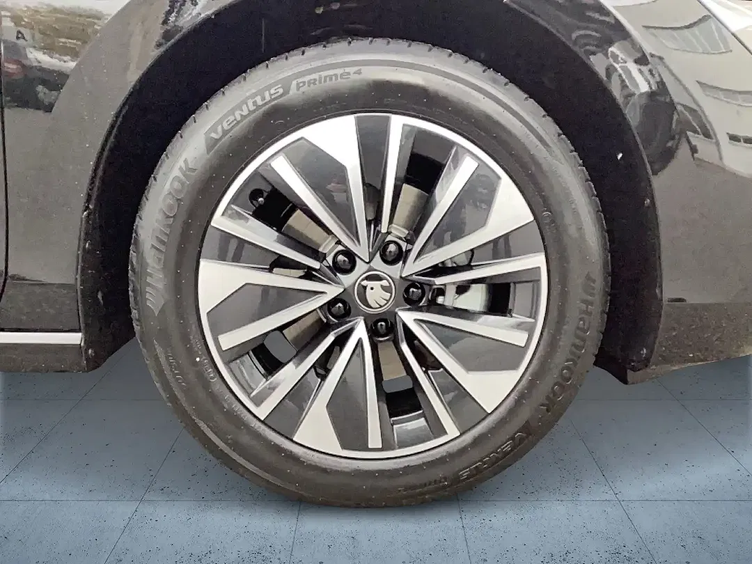 Skoda Superb - Thumbnail 7