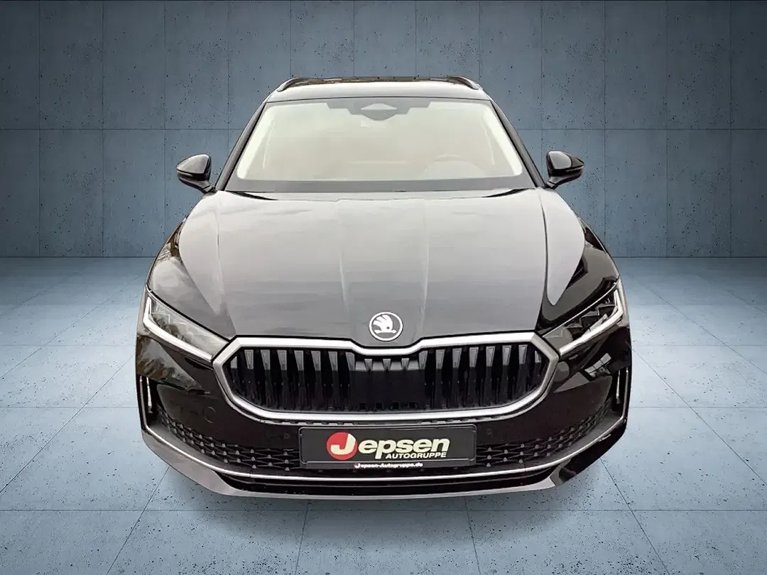 Skoda Superb - Thumbnail 8