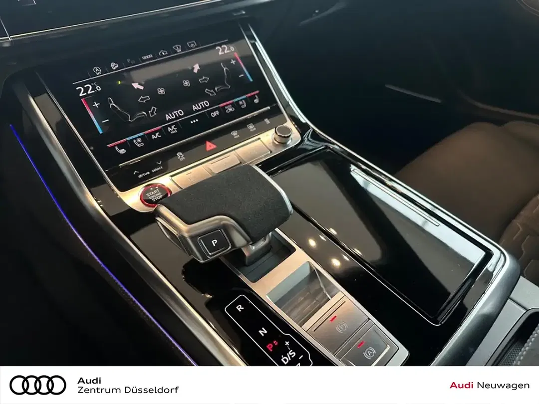 Audi RS Q8 - Thumbnail 15