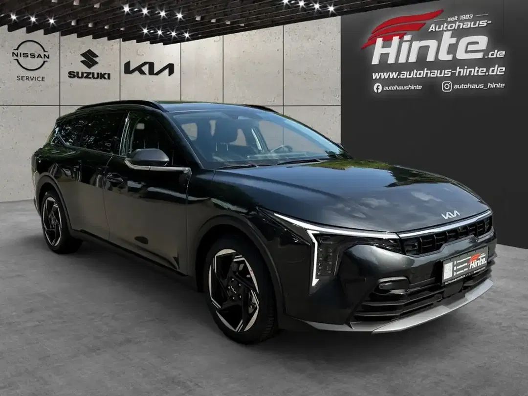 Kia K4 - Thumbnail 3
