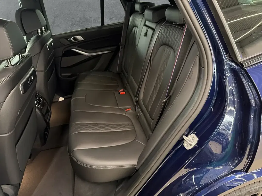 BMW X5 - Thumbnail 13