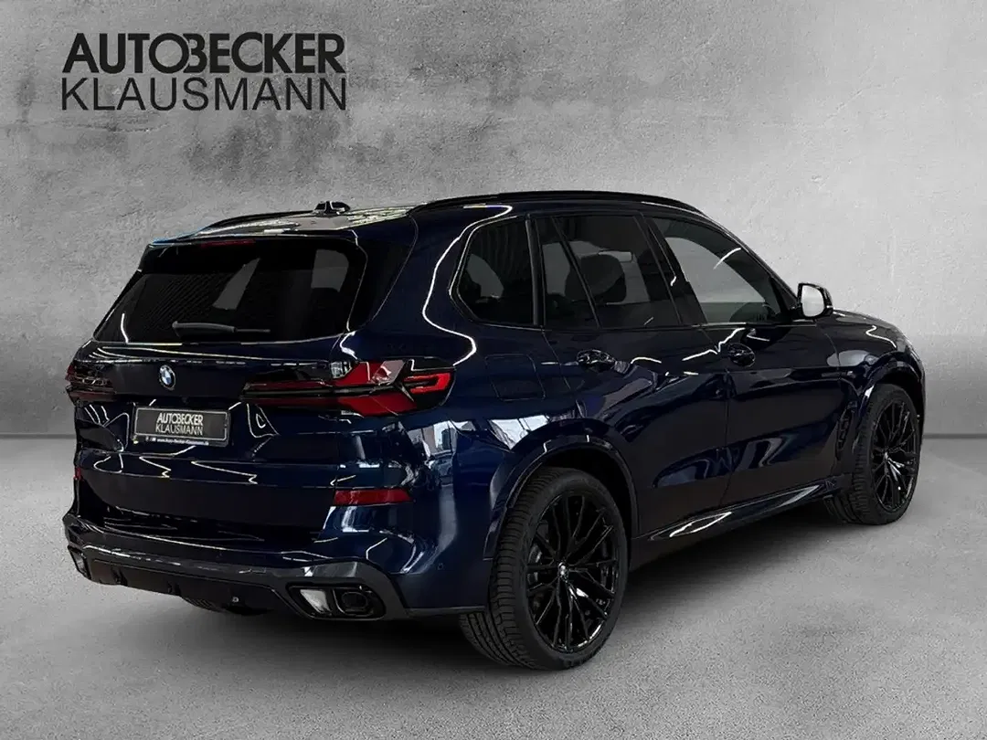 BMW X5 - Thumbnail 2