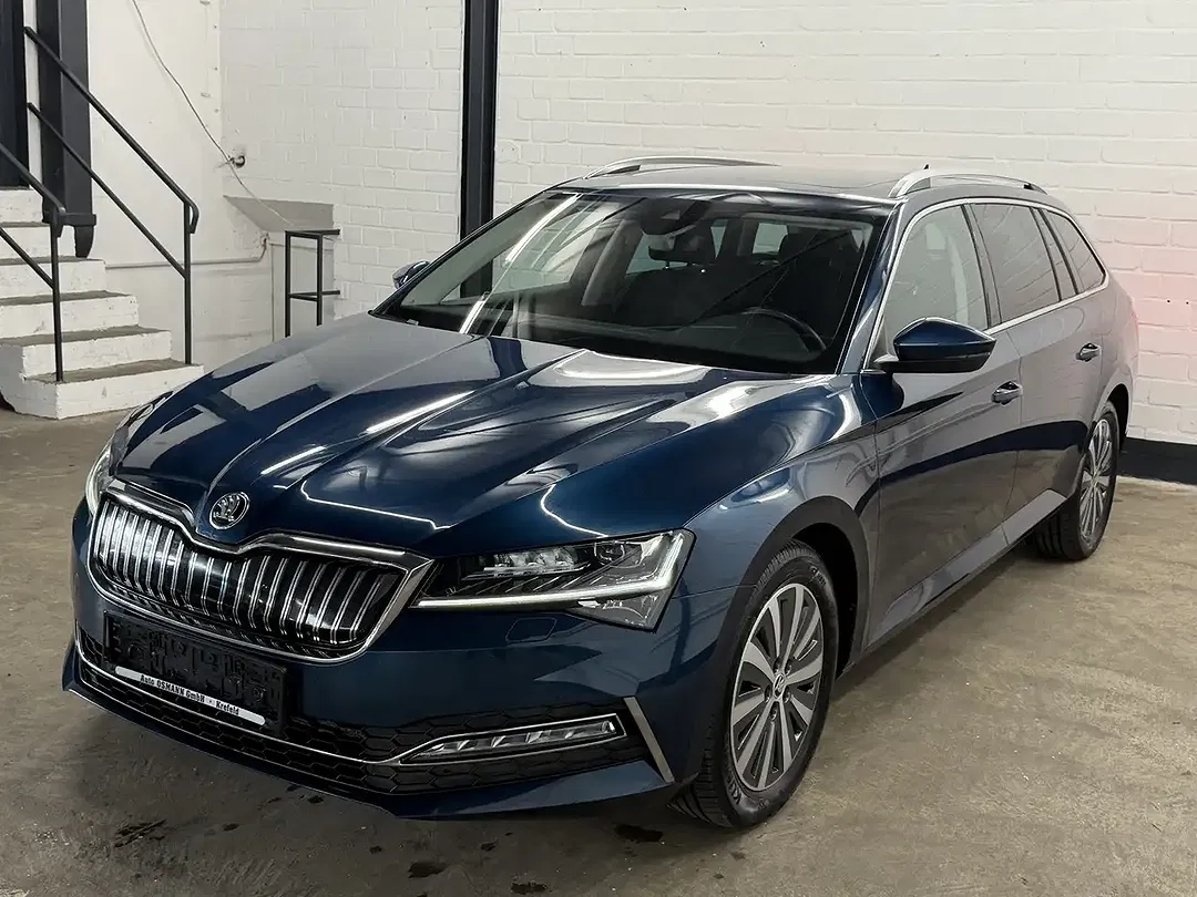 Skoda Superb - Thumbnail 4