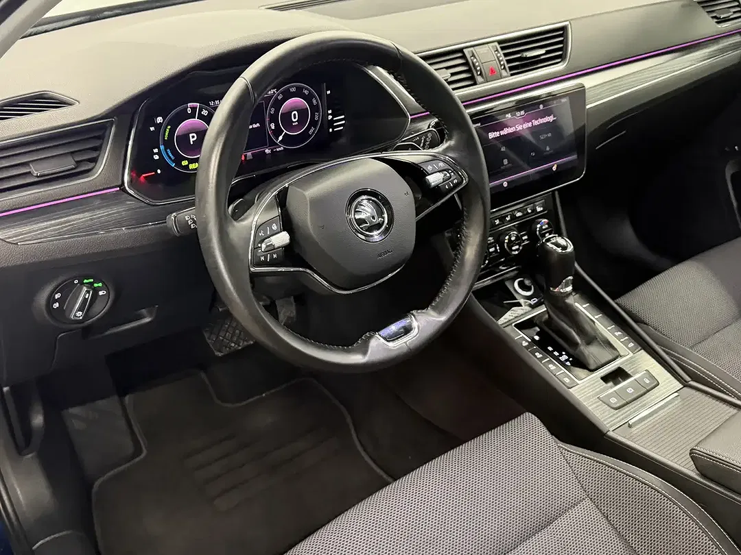 Skoda Superb - Thumbnail 9