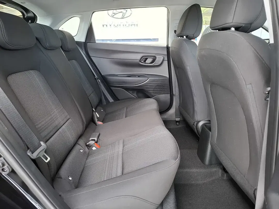 Hyundai i20 - Thumbnail 13