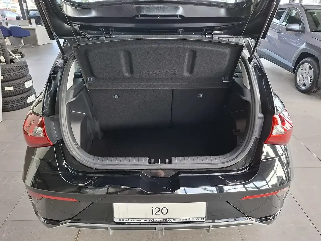 Hyundai i20 - Thumbnail 8