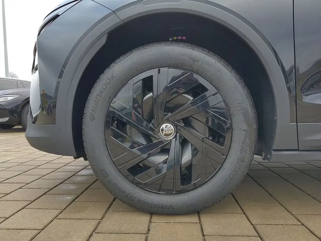 Skoda Elroq - Thumbnail 8