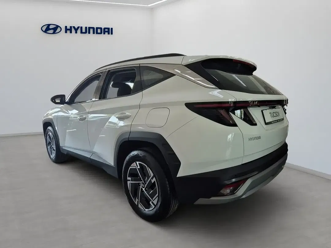 Hyundai TUCSON - Thumbnail 3