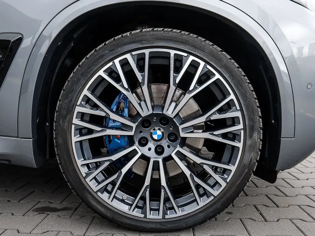 BMW X5 - Thumbnail 4