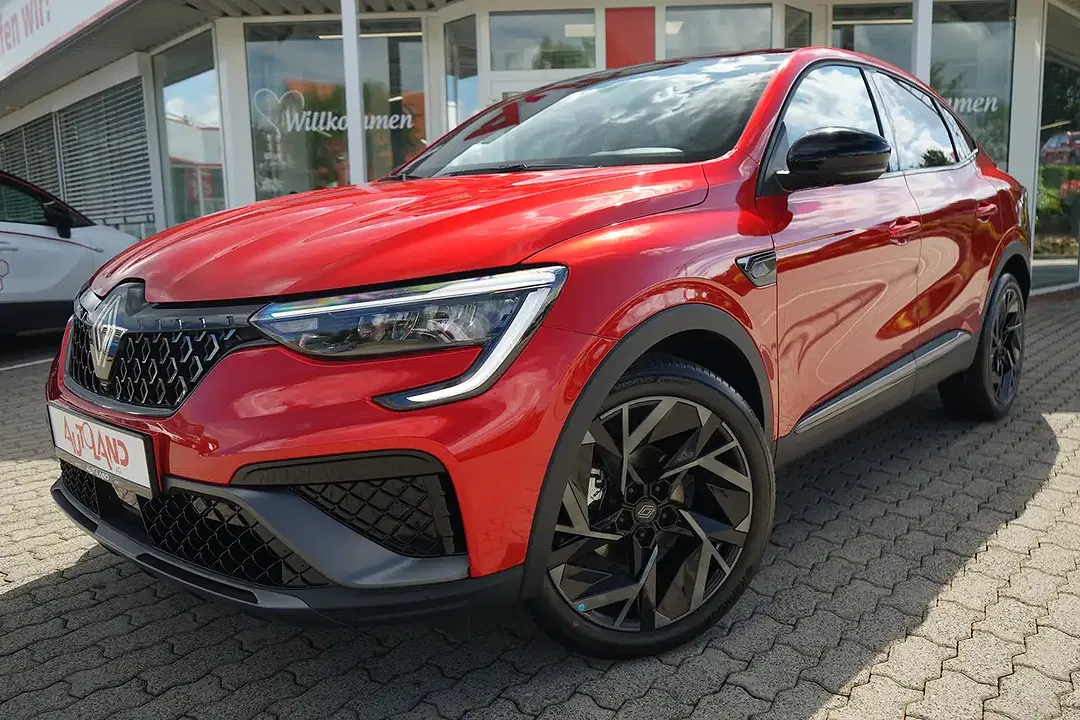 Renault Arkana - Thumbnail 1