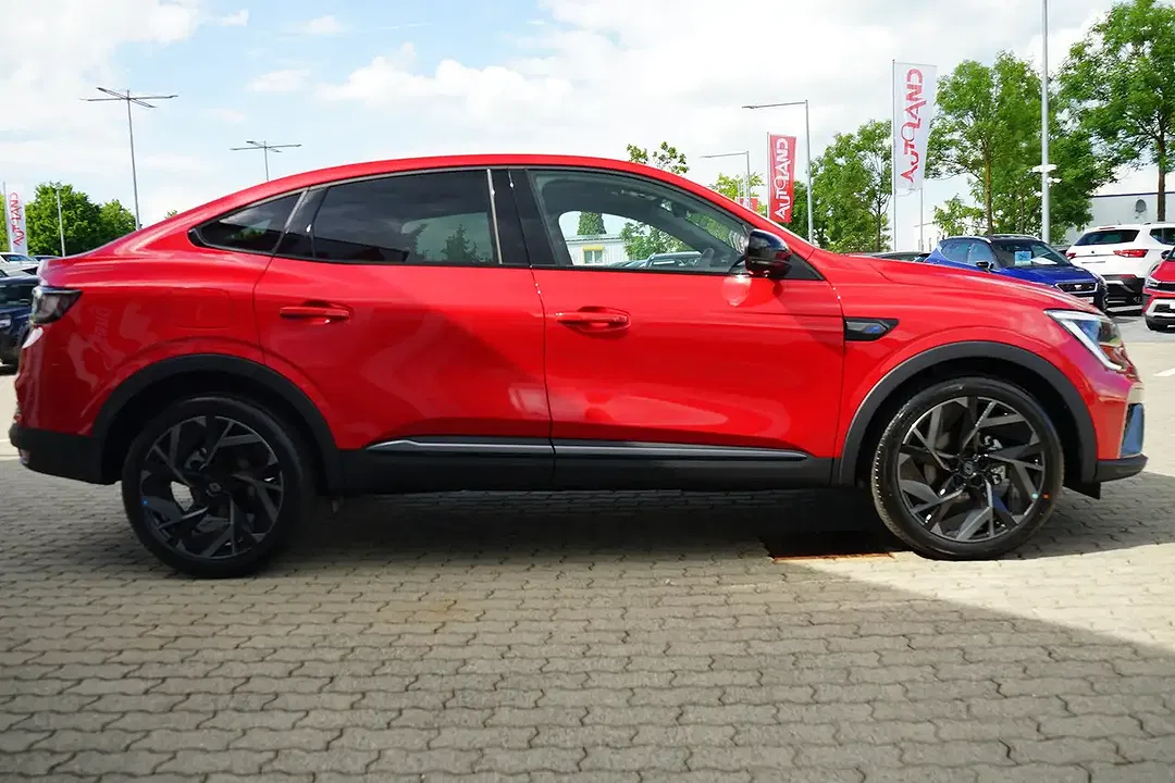Renault Arkana - Thumbnail 2