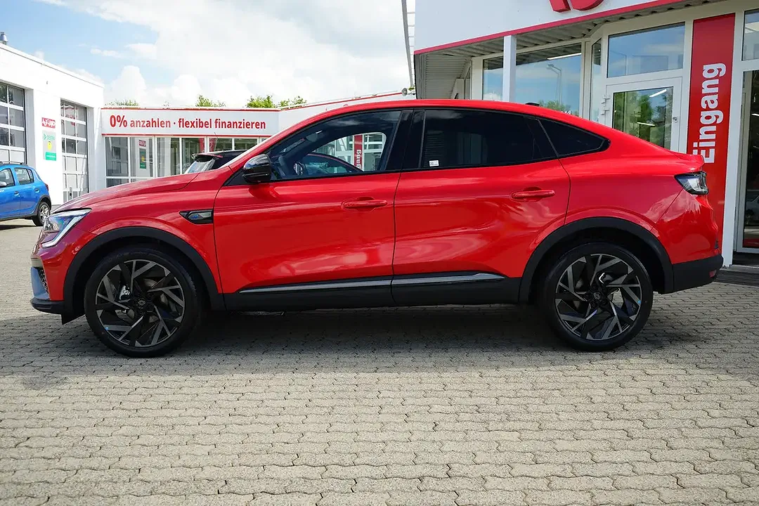 Renault Arkana - Thumbnail 3