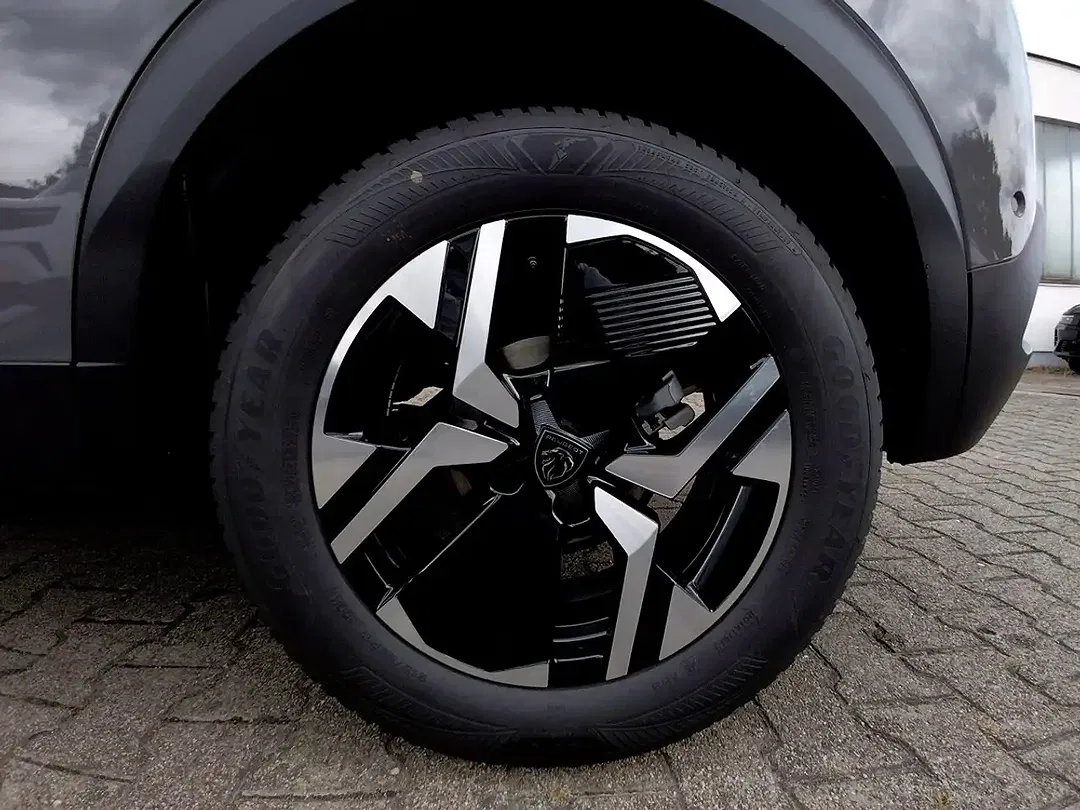 Peugeot 2008 - Thumbnail 11
