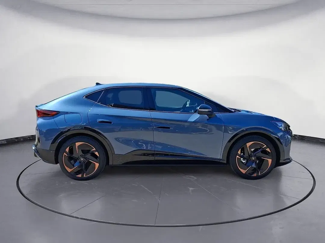 CUPRA Tavascan - Thumbnail 5