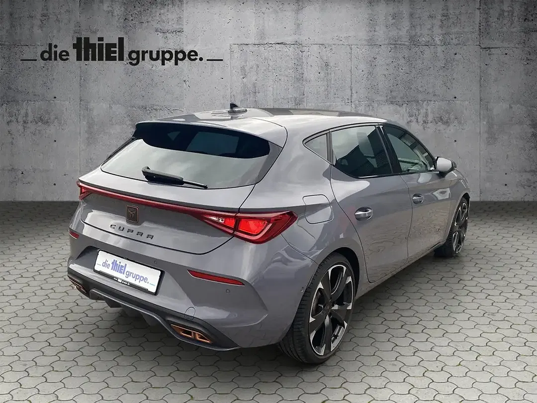 CUPRA Leon - Thumbnail 3