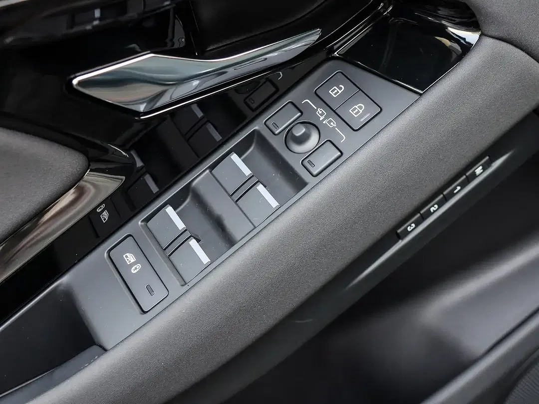 Land Rover Range Rover Evoque - Thumbnail 12