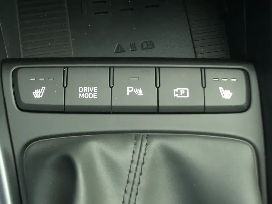 Hyundai i20 - Thumbnail 19