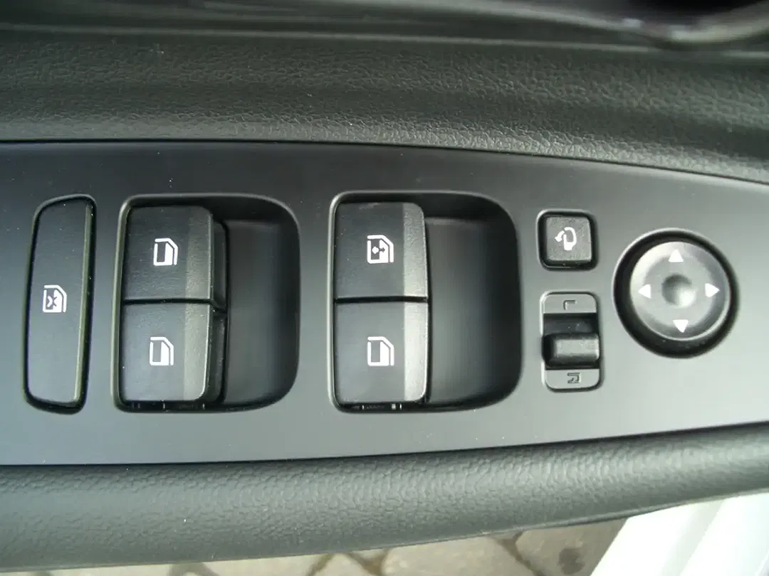 Hyundai i20 - Thumbnail 22