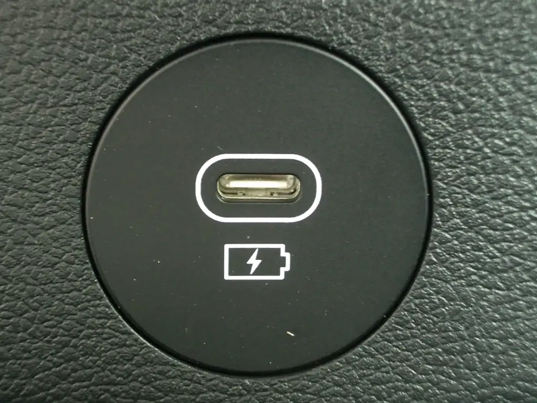 Hyundai i20 - Thumbnail 26