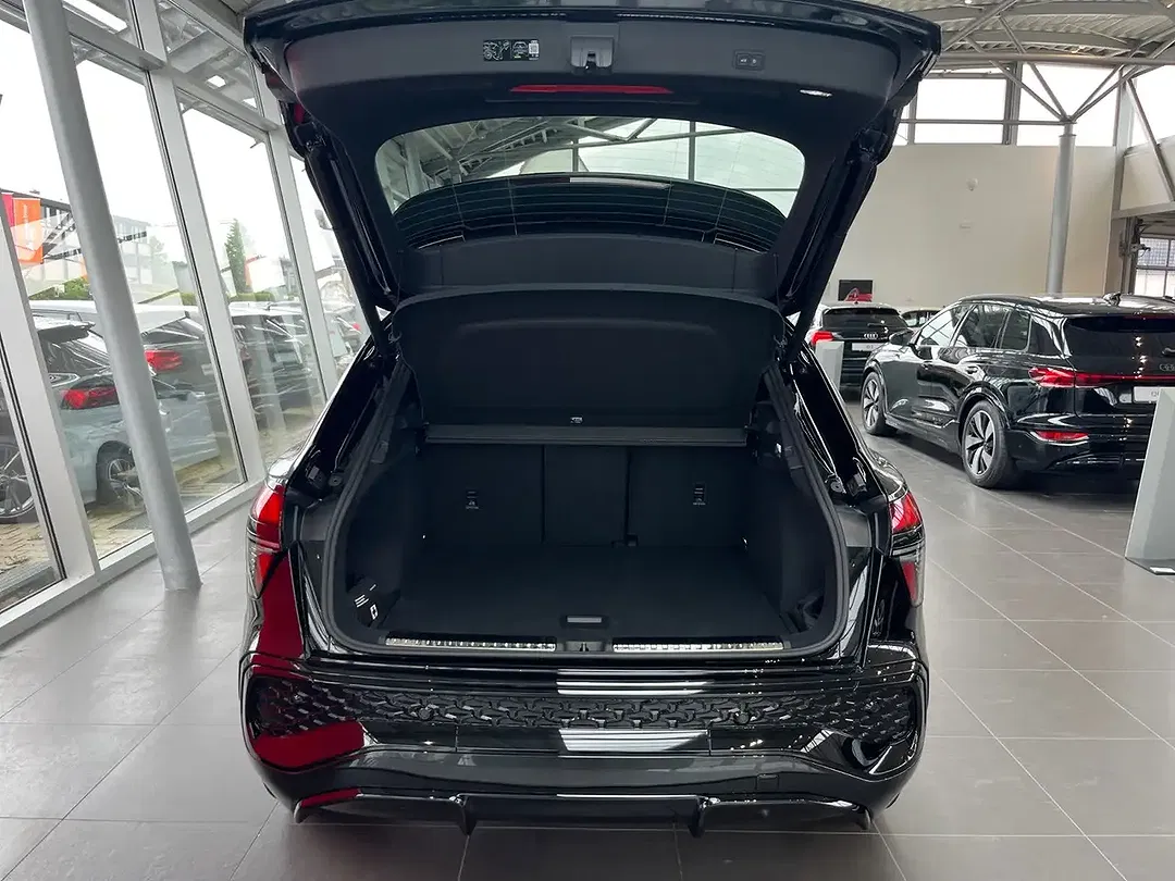 Audi Q3 - Thumbnail 15