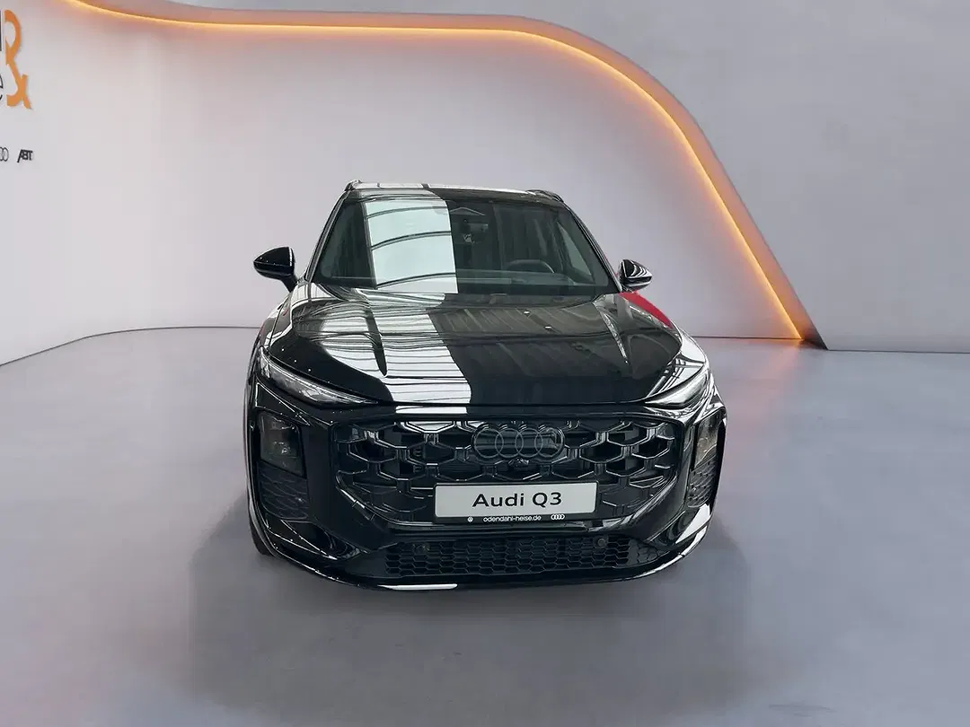 Audi Q3 - Thumbnail 7