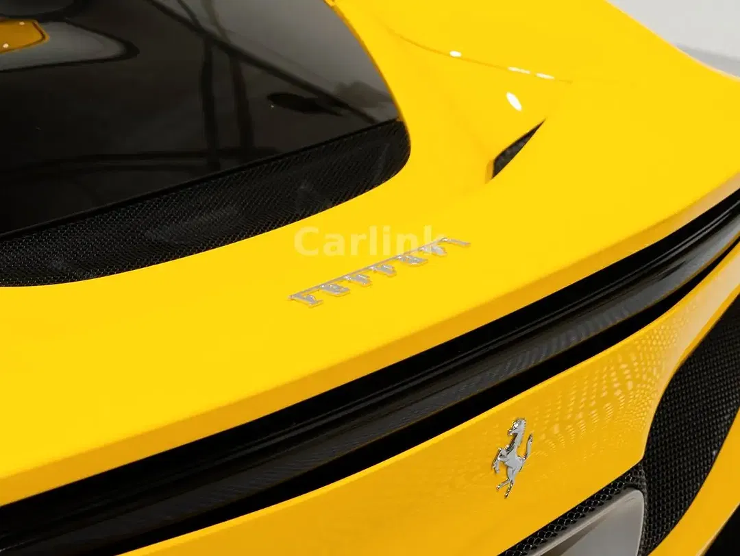 Ferrari 296 GTB - Thumbnail 15