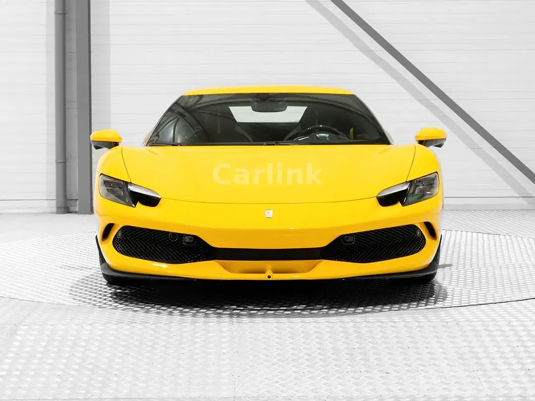 Ferrari 296 GTB - Thumbnail 4
