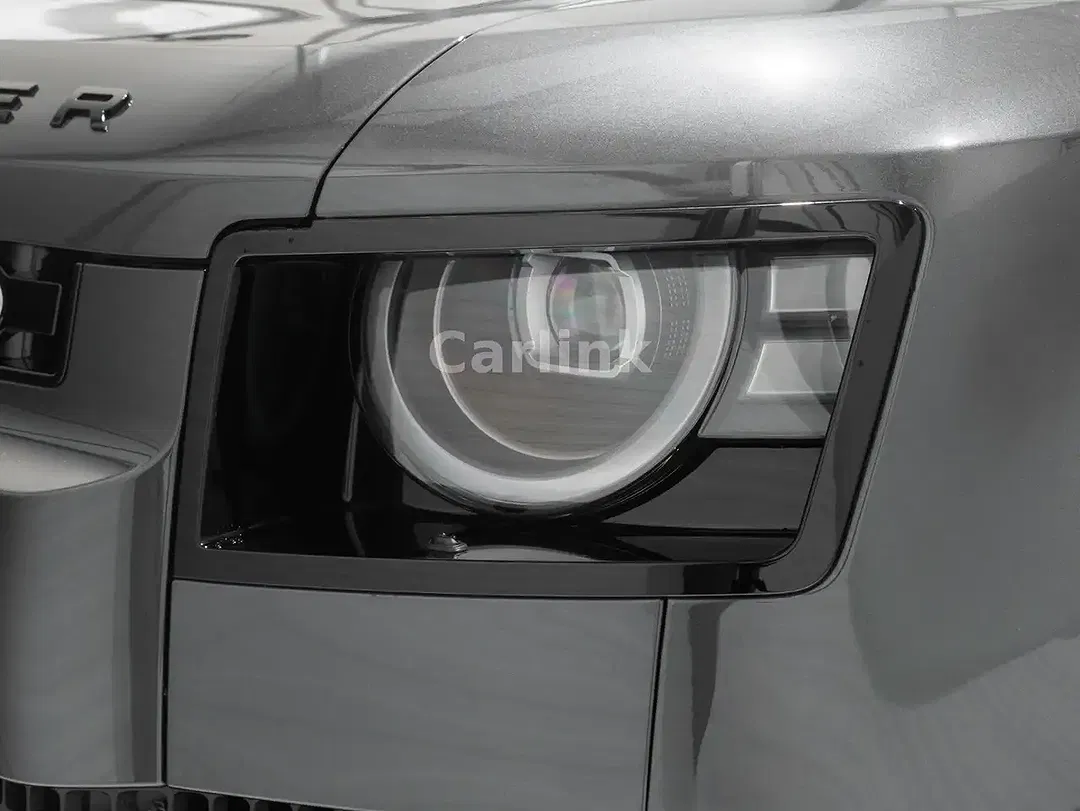 Land Rover Defender - Thumbnail 10