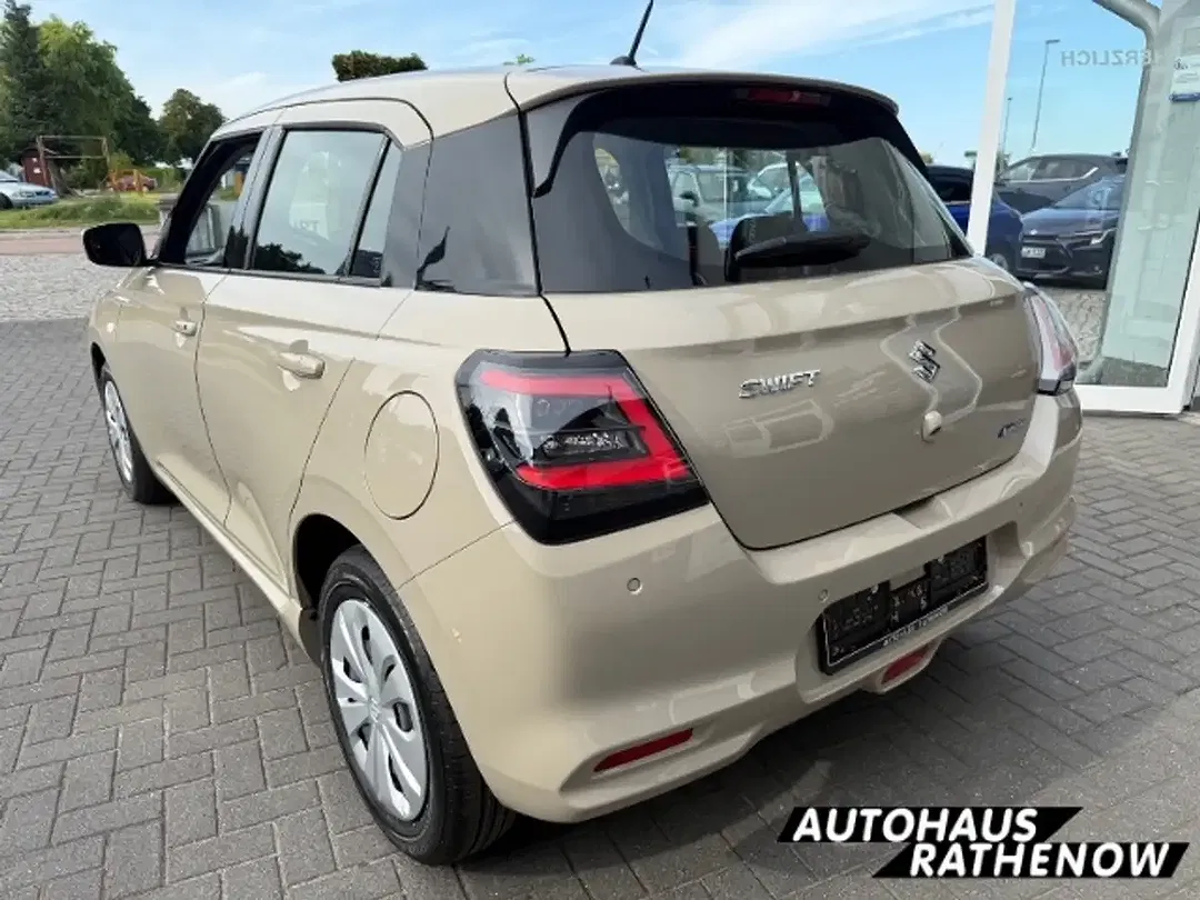 Suzuki Swift - Thumbnail 7