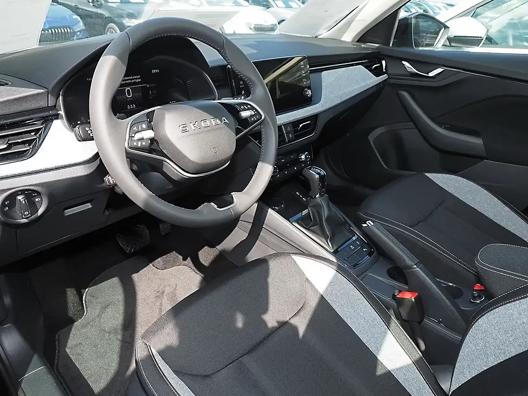 Skoda Kamiq - Thumbnail 7