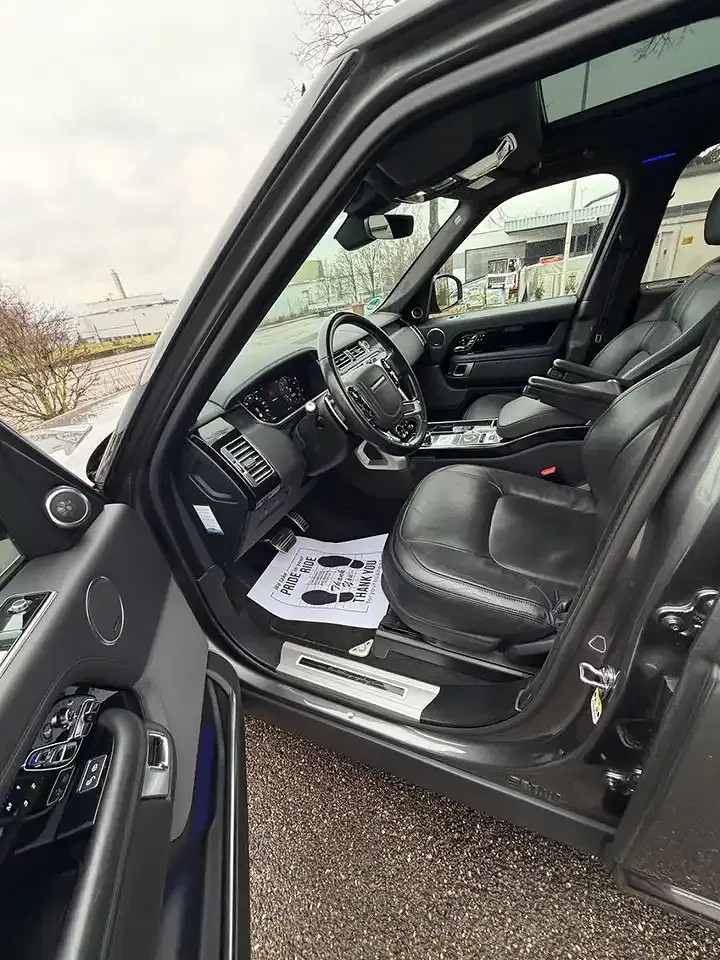 Land Rover Range Rover - Thumbnail 13