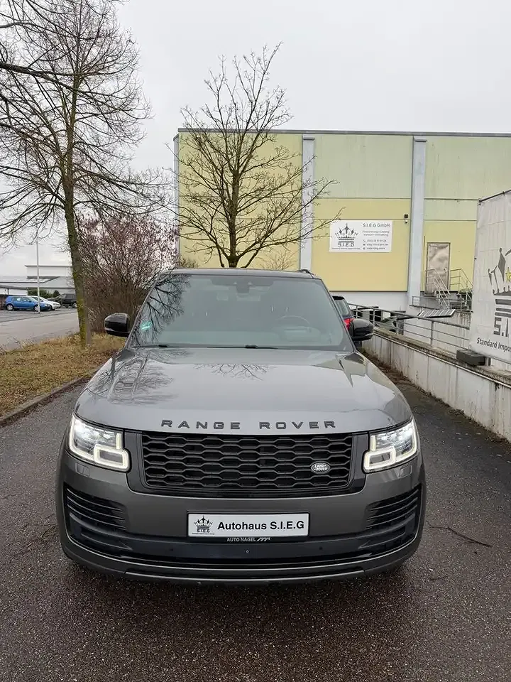Land Rover Range Rover - Thumbnail 2