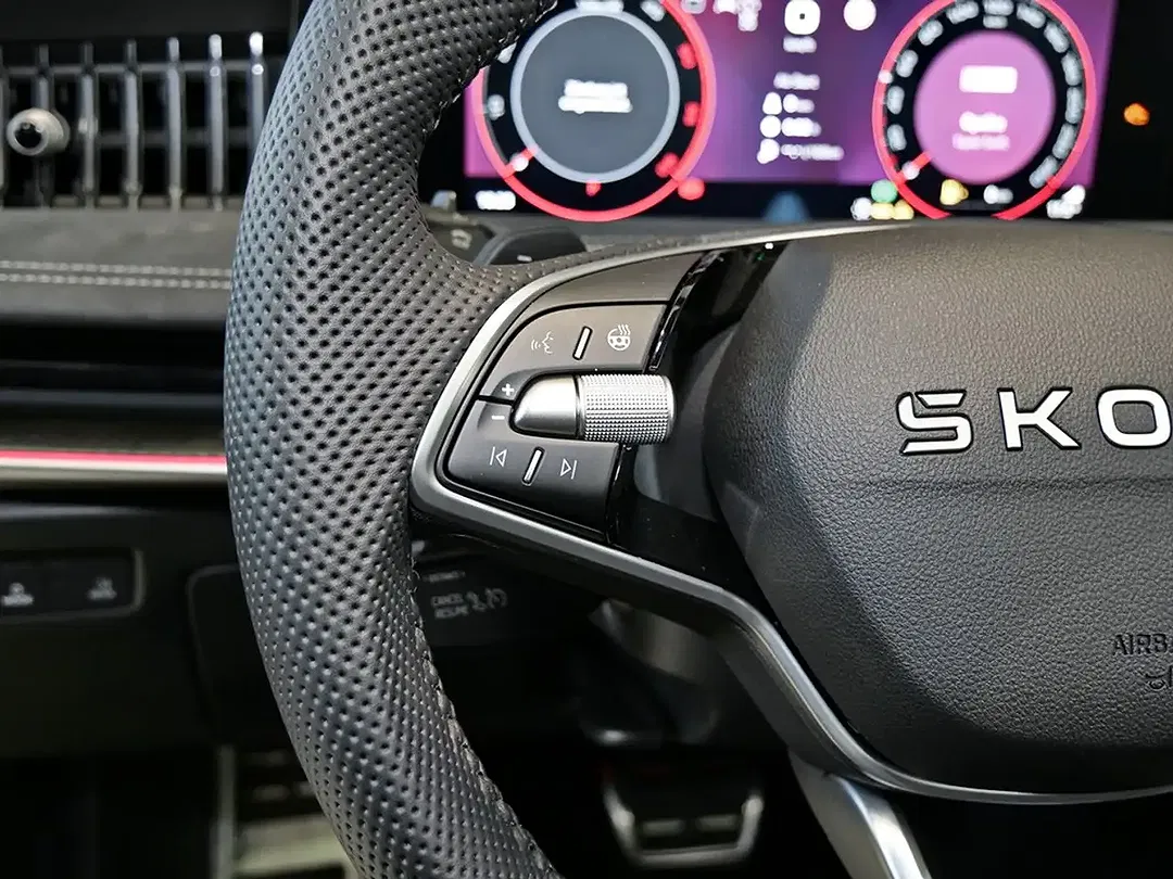 Skoda Superb - Thumbnail 13