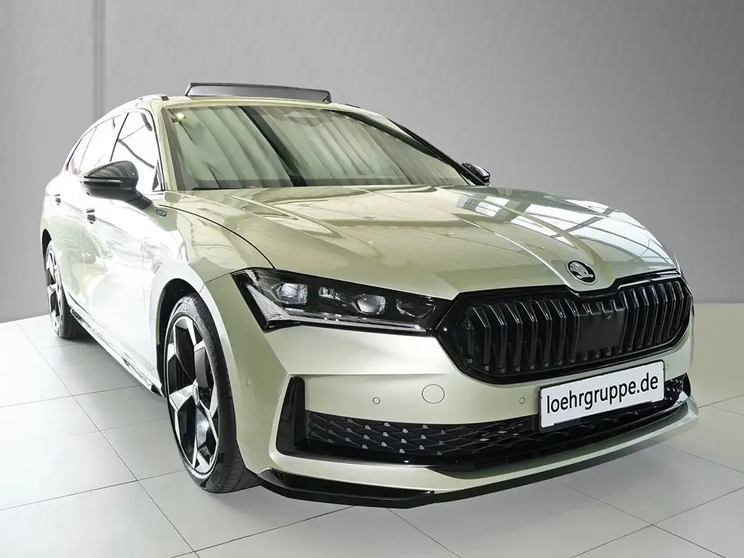 Skoda Superb - Thumbnail 3