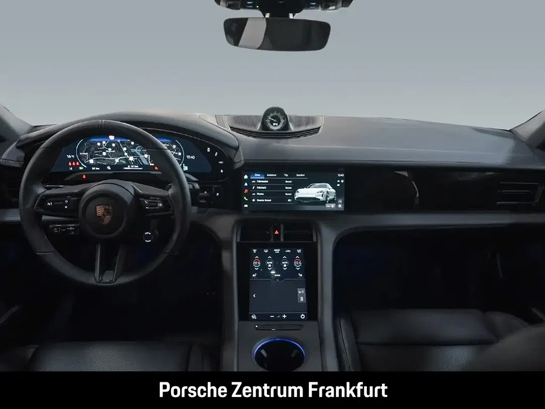 Porsche Taycan - Thumbnail 14