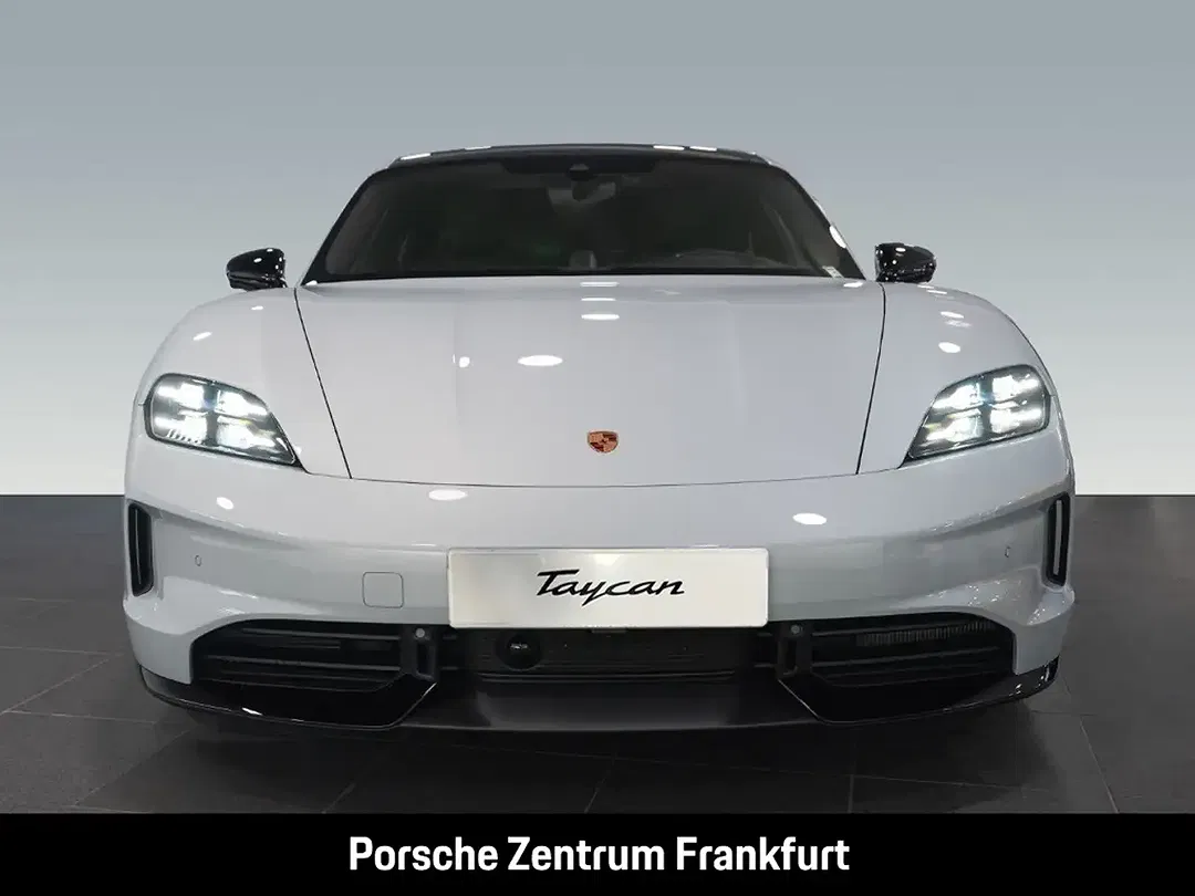 Porsche Taycan - Thumbnail 4