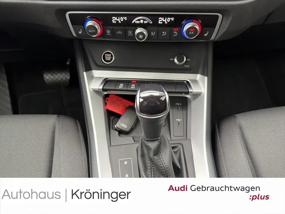 Audi Q3 - Thumbnail 14