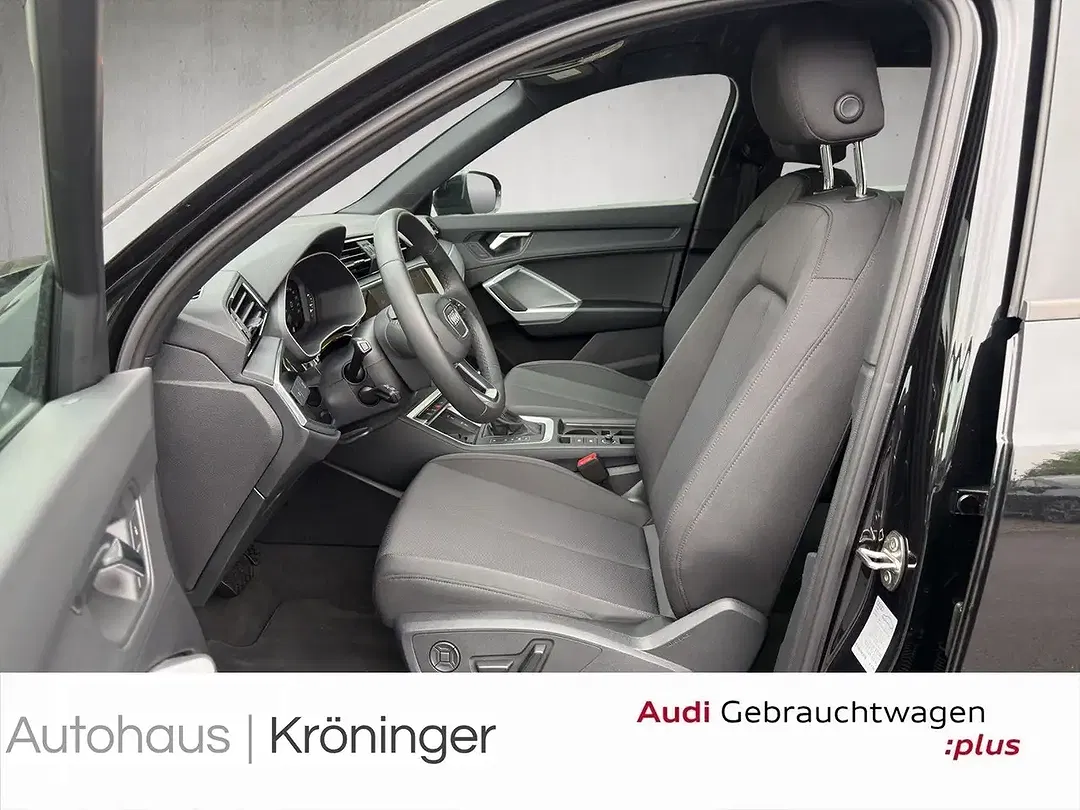 Audi Q3 - Thumbnail 7