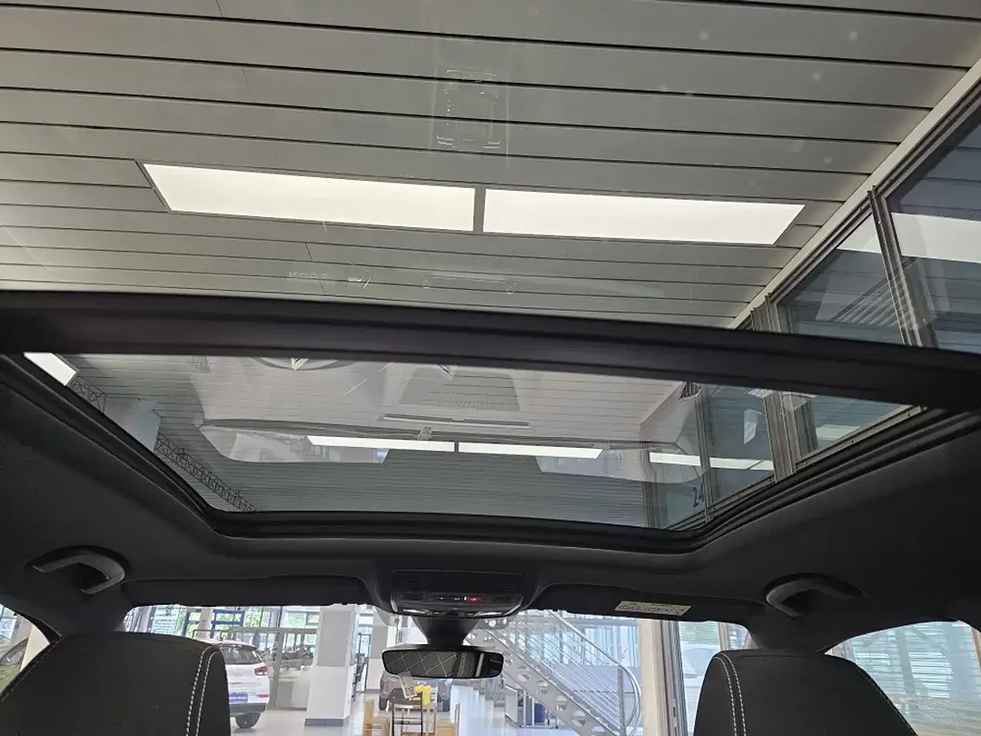 Skoda Karoq - Thumbnail 12