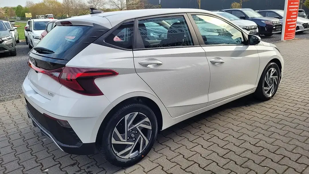 Hyundai i20 - Thumbnail 4