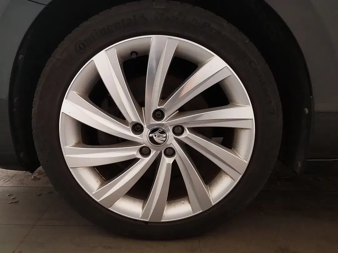 Skoda Octavia - Thumbnail 7